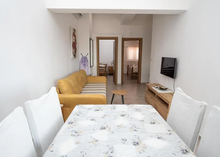 Apartments \