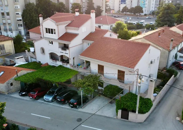 Apartments \